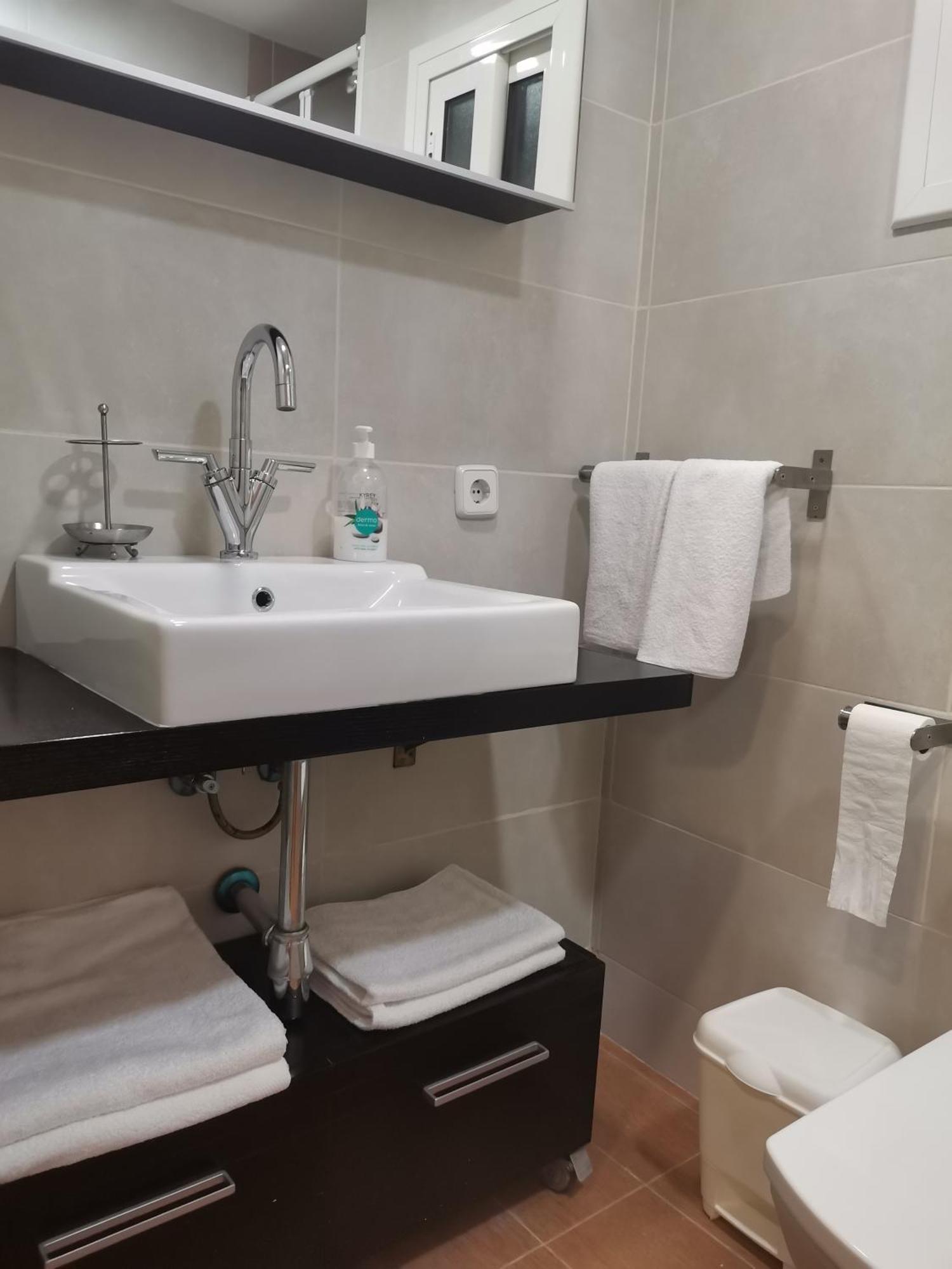 Apartamento Centrico En Калелья Екстер'єр фото