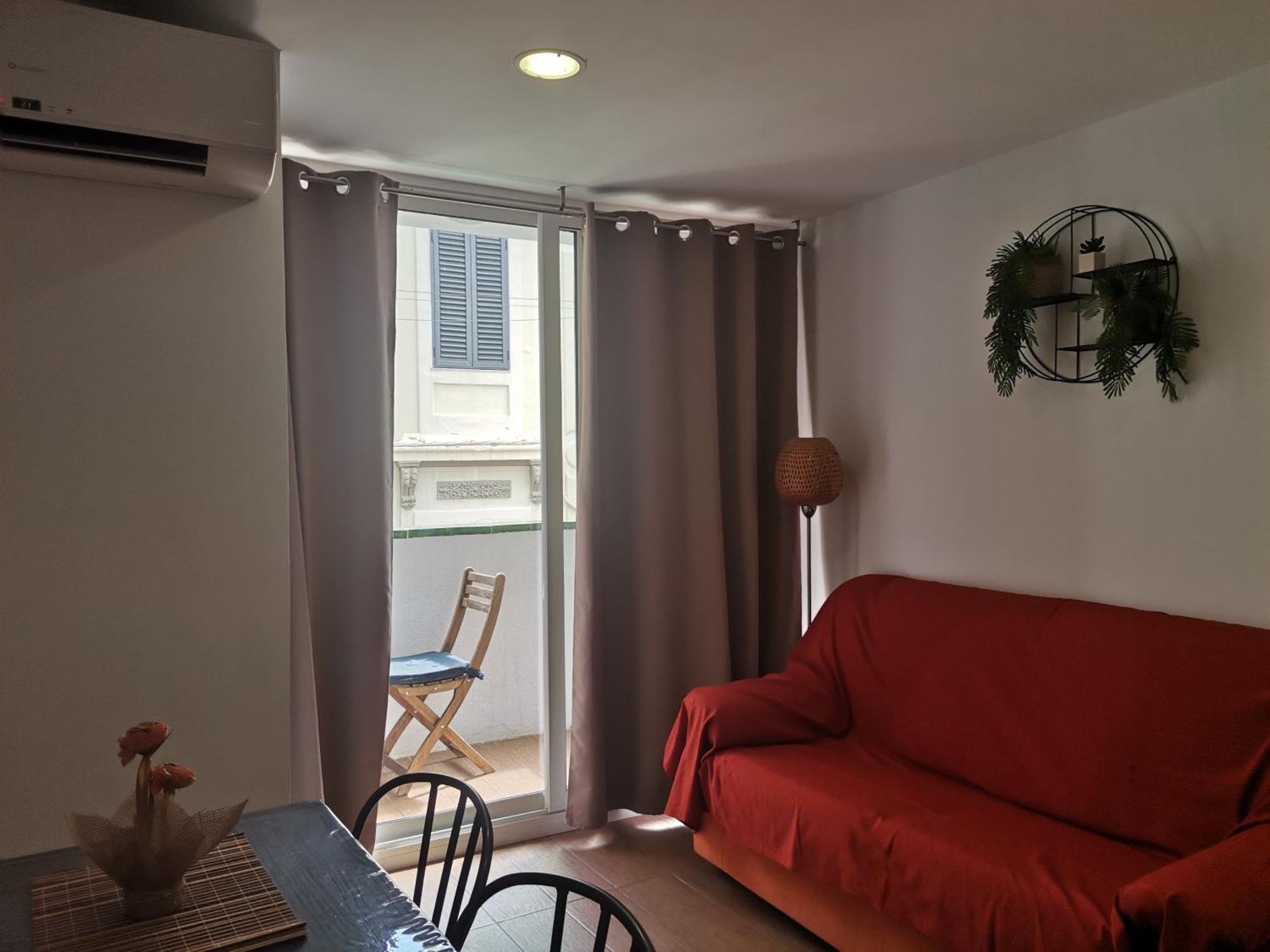 Apartamento Centrico En Калелья Екстер'єр фото