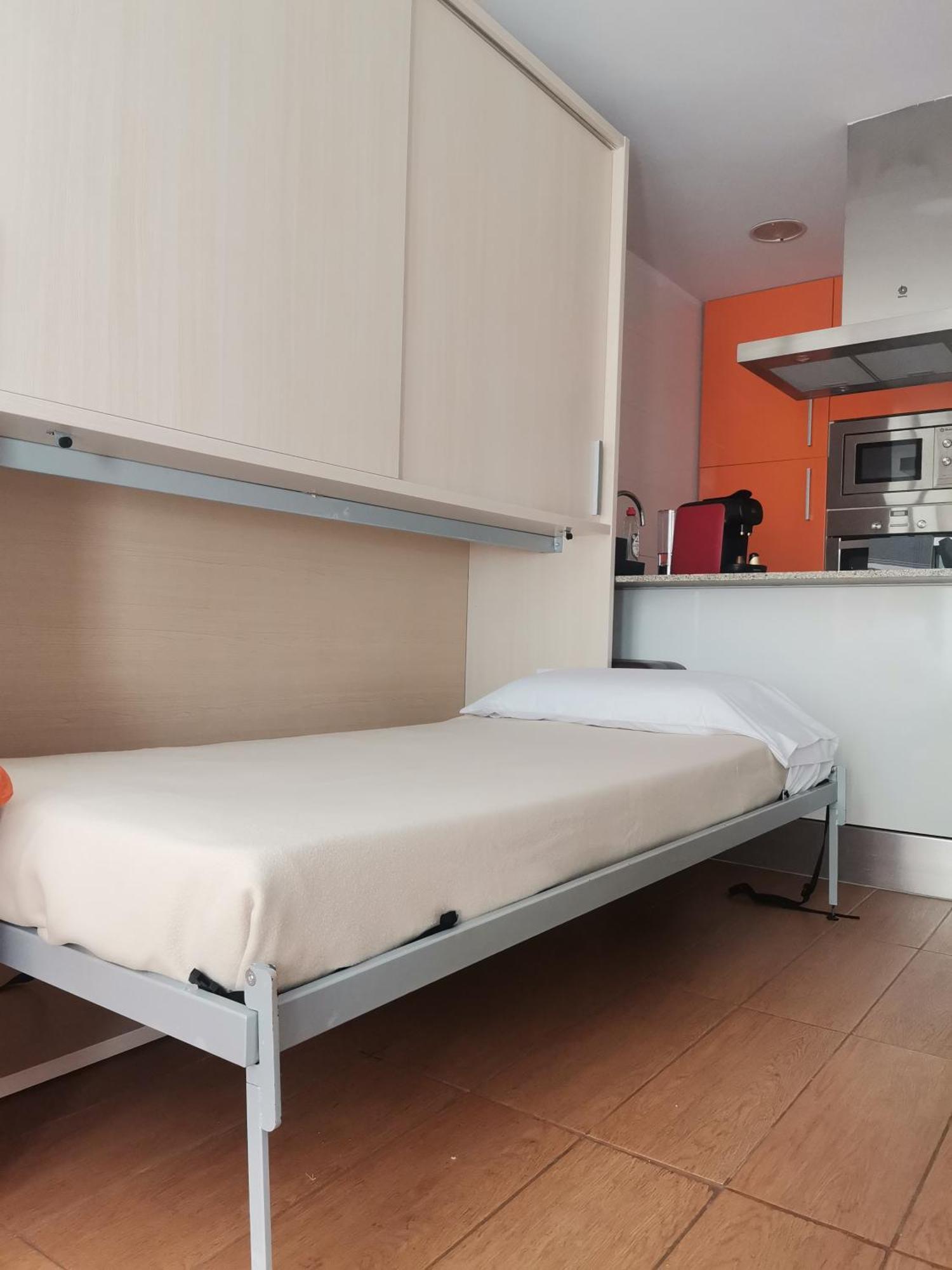 Apartamento Centrico En Калелья Екстер'єр фото